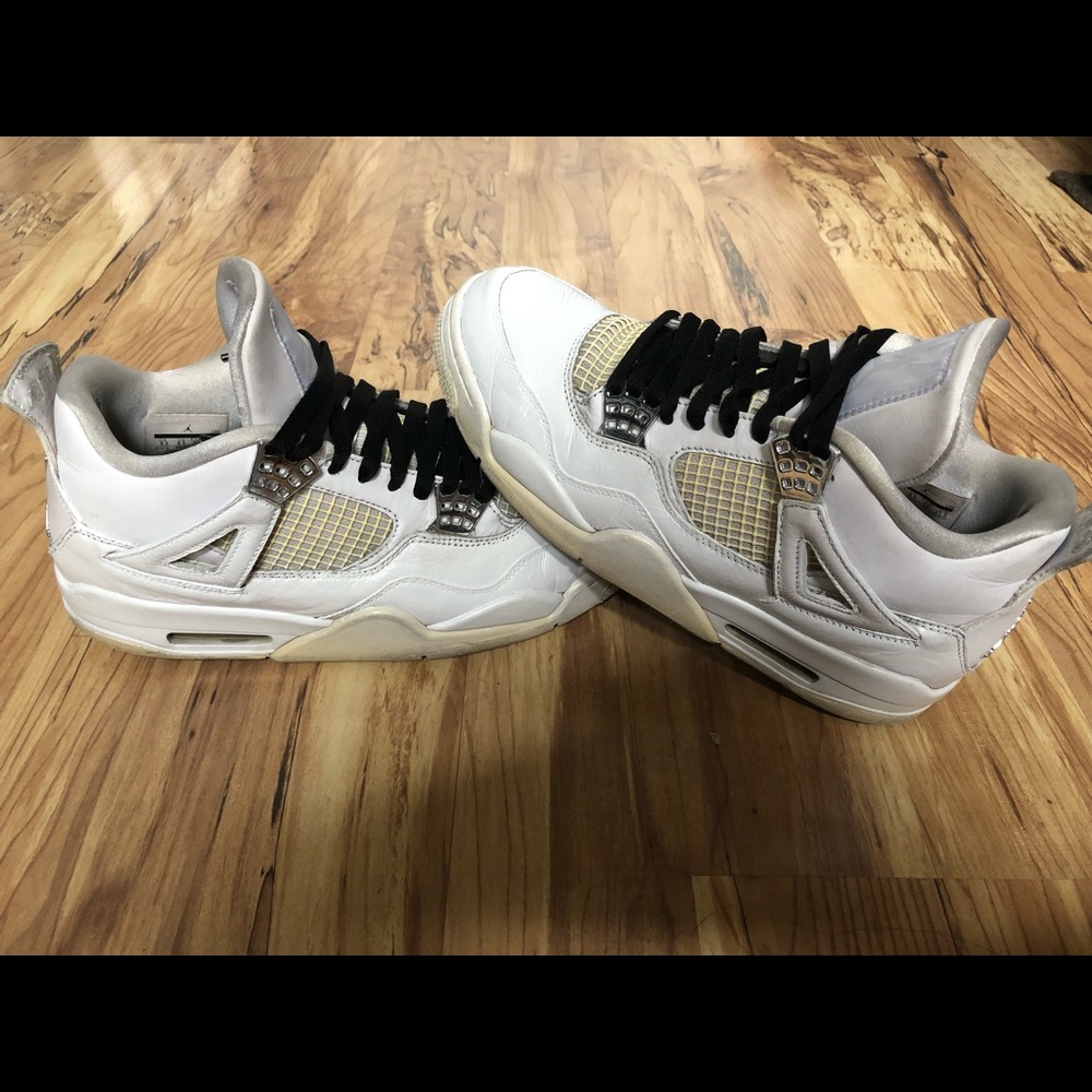 Jordan 4 Pure Money